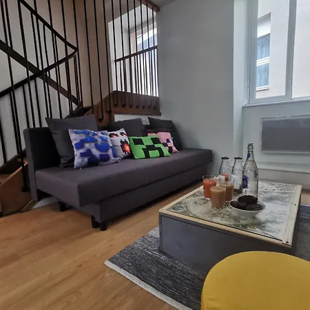 Apartment La Maison Bleue,