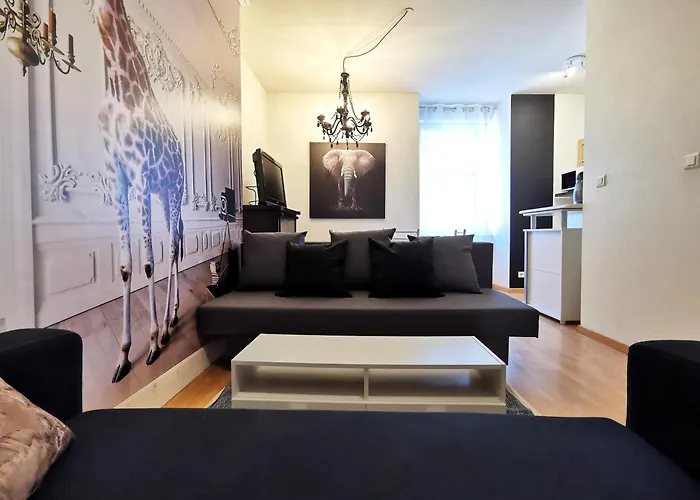 La Maison Bleue, Διαμέρισμα Ροντέζ