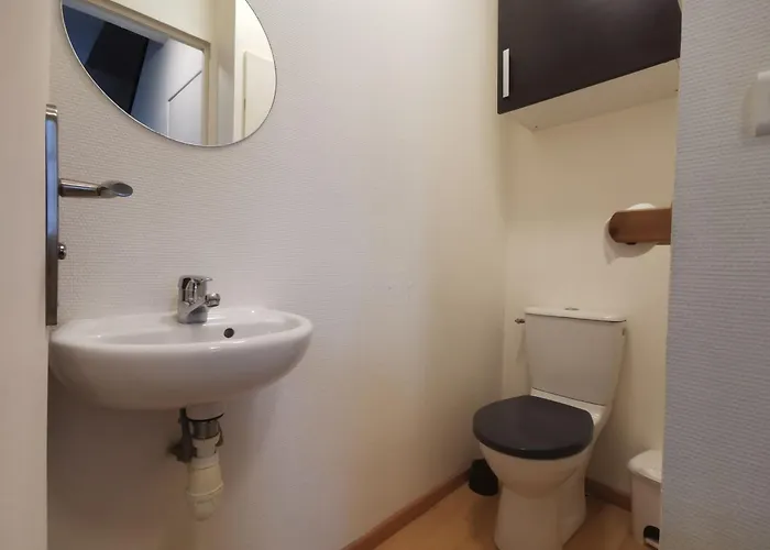 La Maison Bleue, Ροντέζ